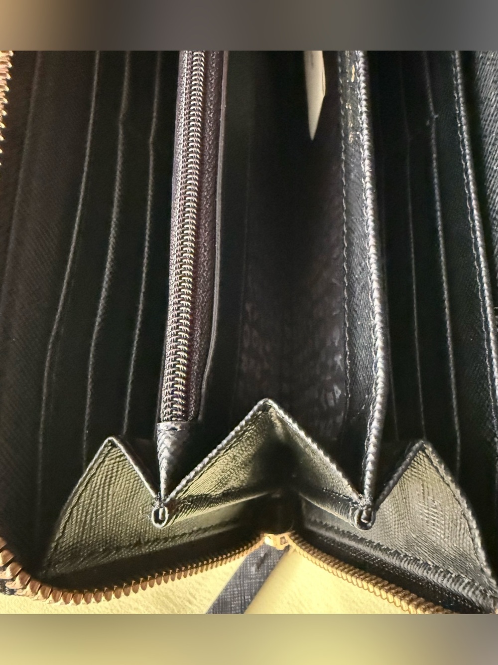 Kate Spade Clifton Lane Neda Penguin Wallet - Picture 11 of 11